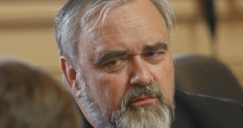 Mark Cole